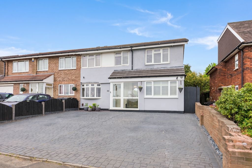 Property photo 1 of 33