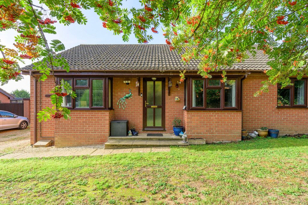 Property photo 1 of 18