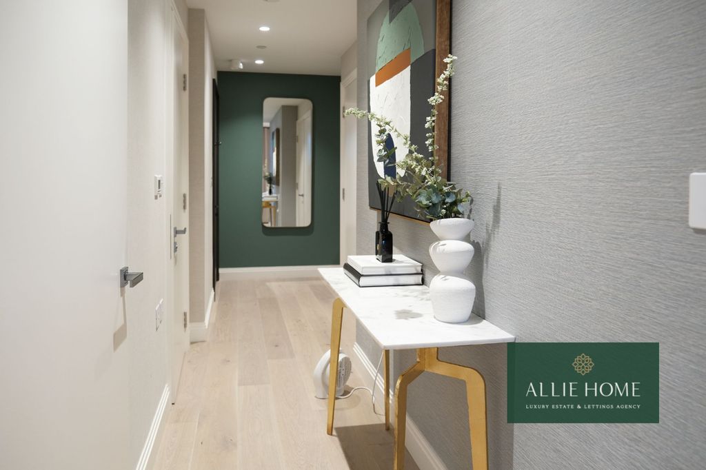 Property photo 3 of 28