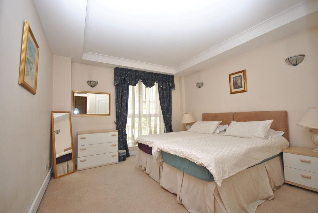 Property photo 3 of 4