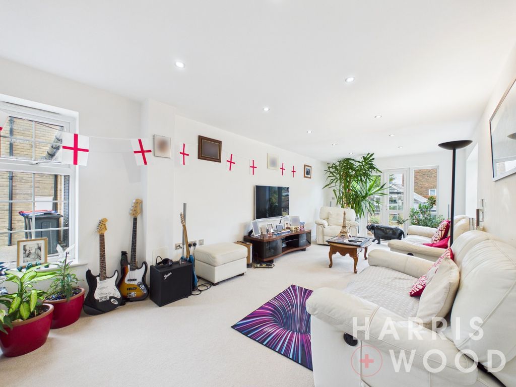 Property photo 2 of 34 5214122