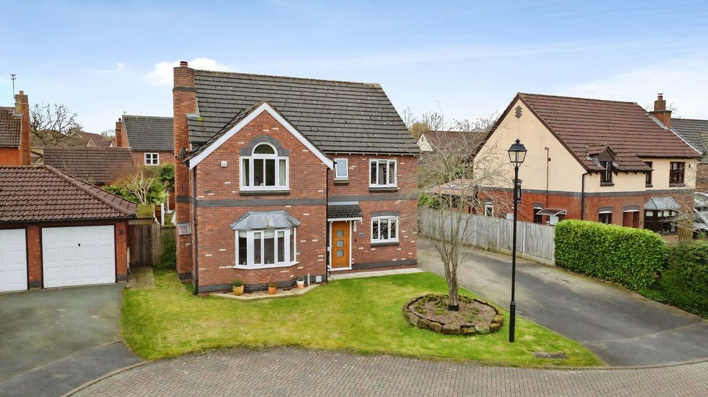 Property photo 2 of 53