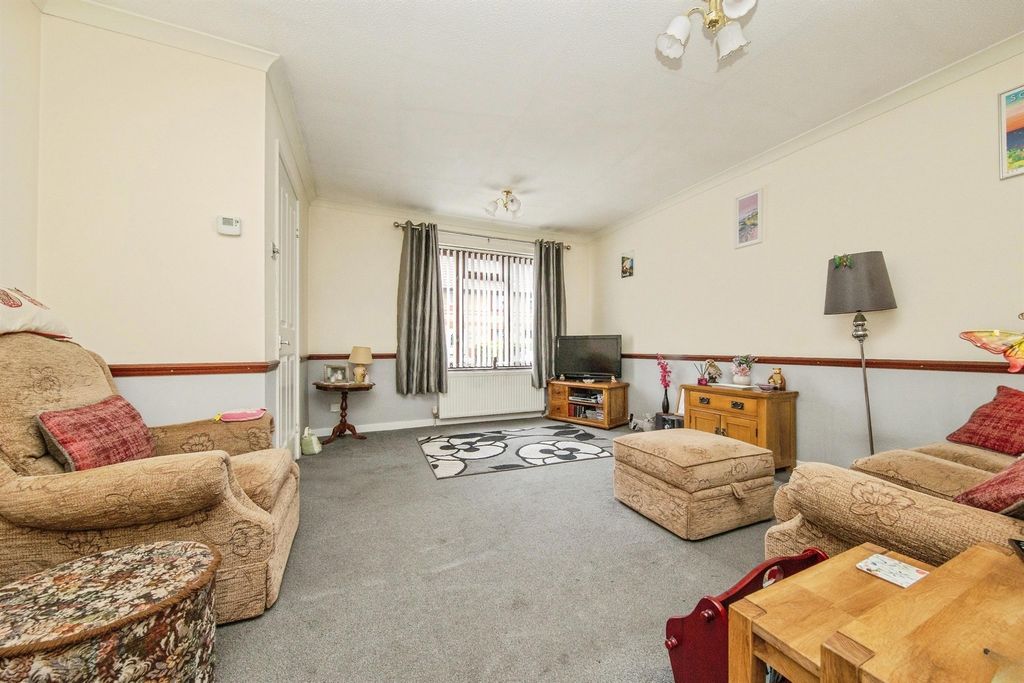 Property photo 2 of 15