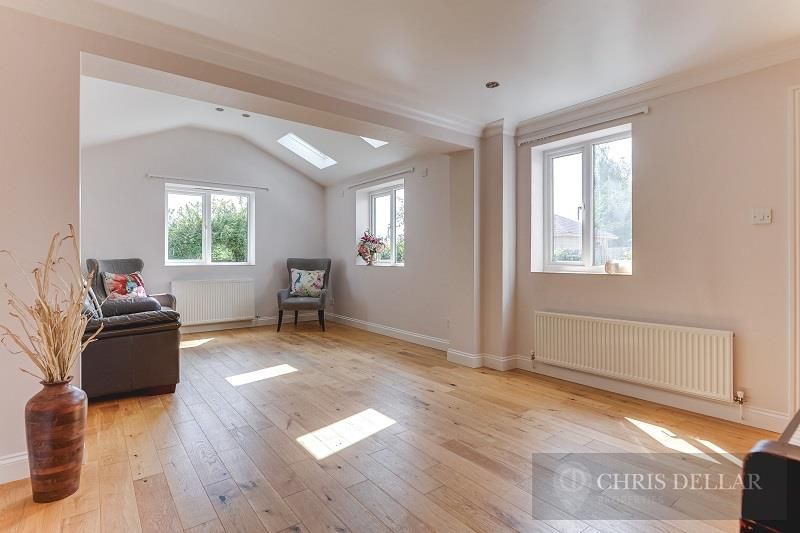 Property photo 3 of 29 Campbell Close Wm-27.Jpg