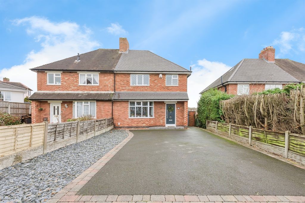 Property photo 1 of 29