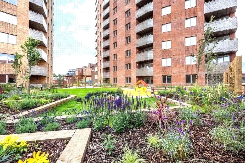 Property photo 1 of 2 Exterior