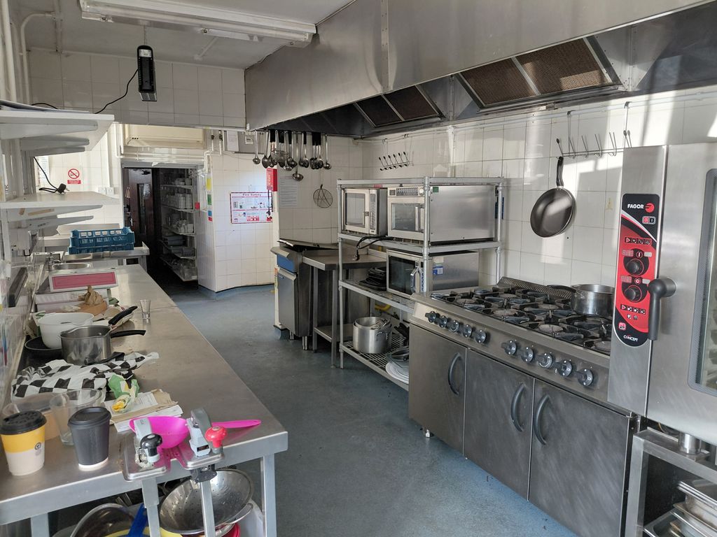 Property photo 3 of 4 Kitchen