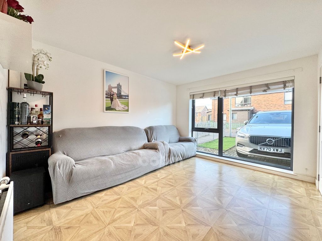 Property photo 2 of 26 Img_5079