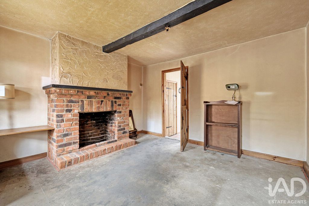 Property photo 2 of 18