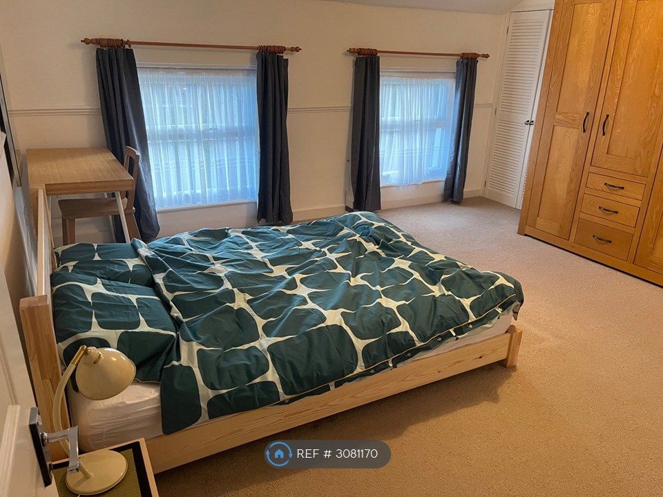 Property photo 1 of 4