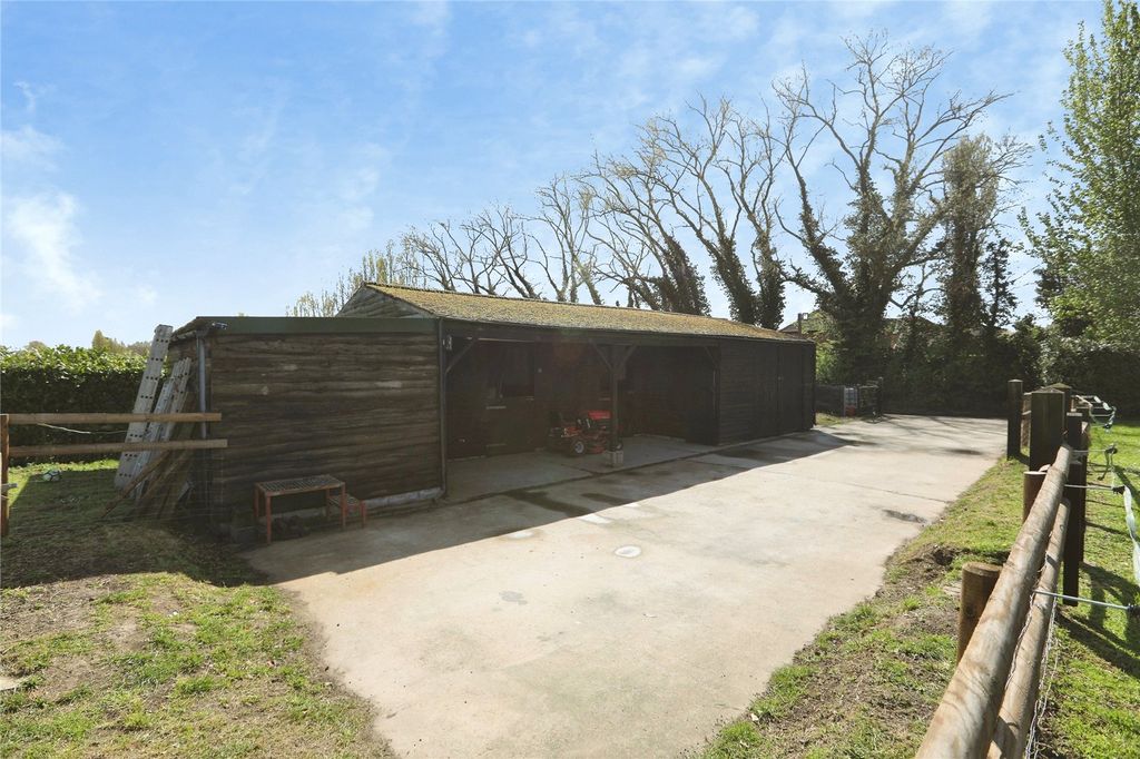 Property photo 3 of 27 Picture No. 79