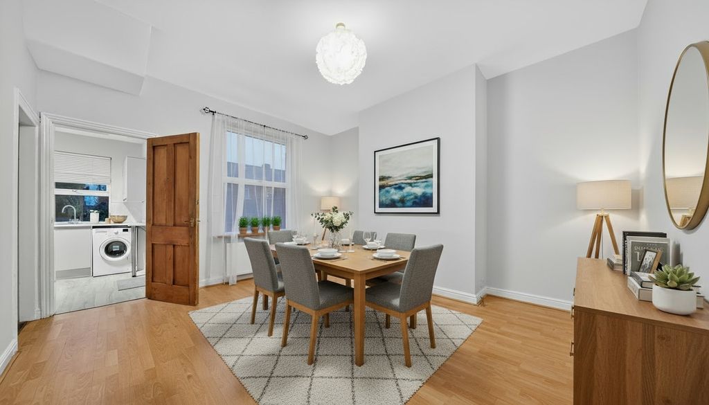 Property photo 3 of 13 Picture No. 20