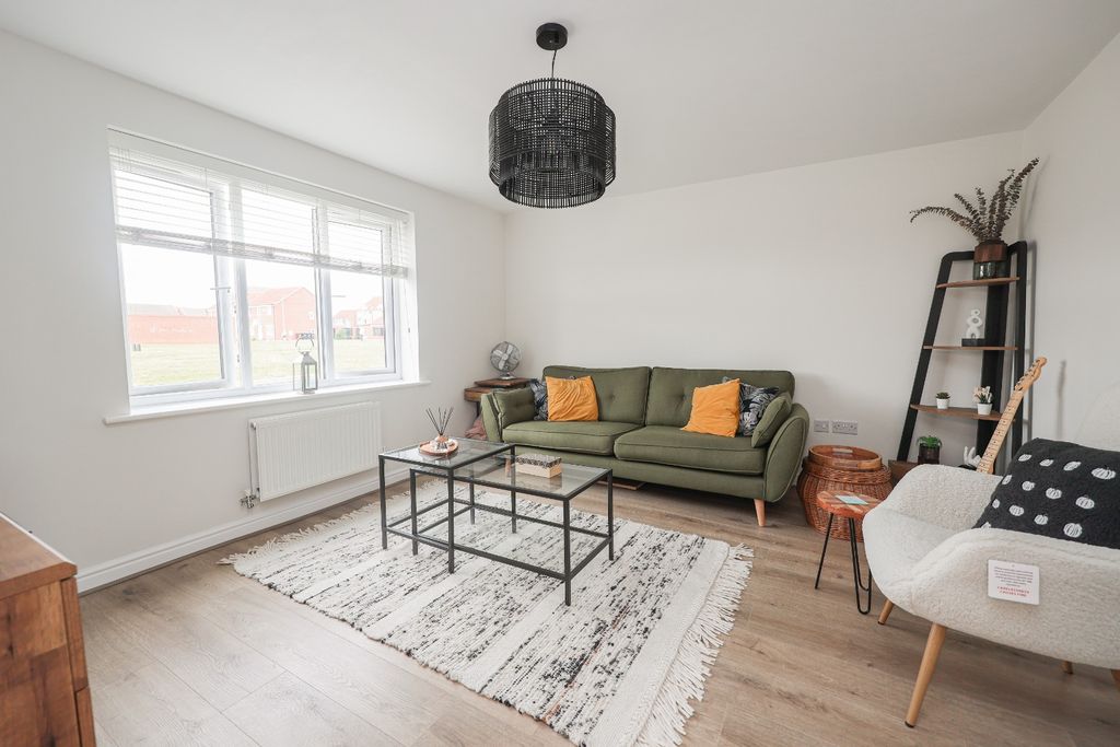 Property photo 3 of 27 4294334
