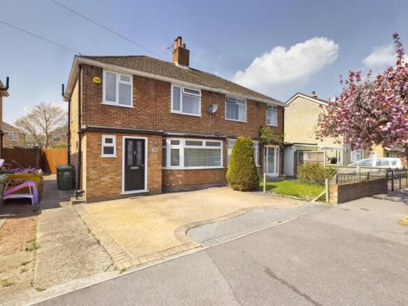 Property photo 1 of 8