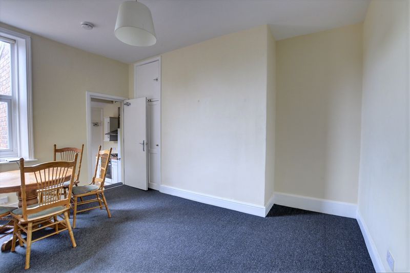 Property photo 3 of 8 Photo 14