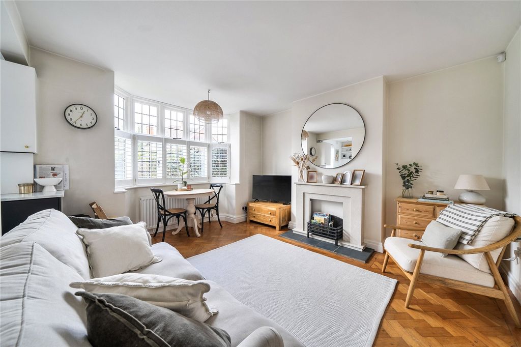 Property photo 2 of 10 Picture No. 37