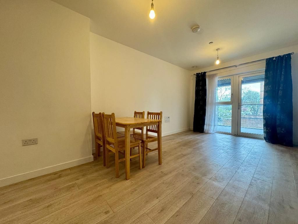 Property photo 2 of 11 Photo 2