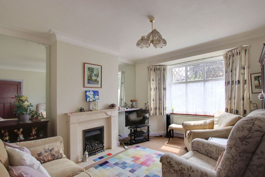 Property photo 3 of 15