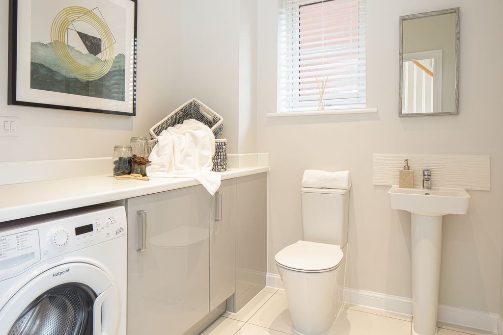 Property photo 3 of 10 7730_18