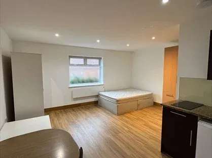 Property photo 1 of 3