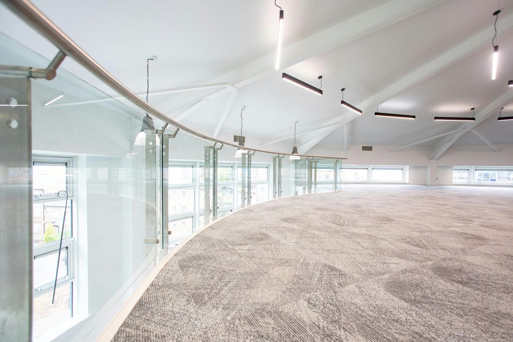 Property photo 2 of 12 Rplc1972311.Jpg