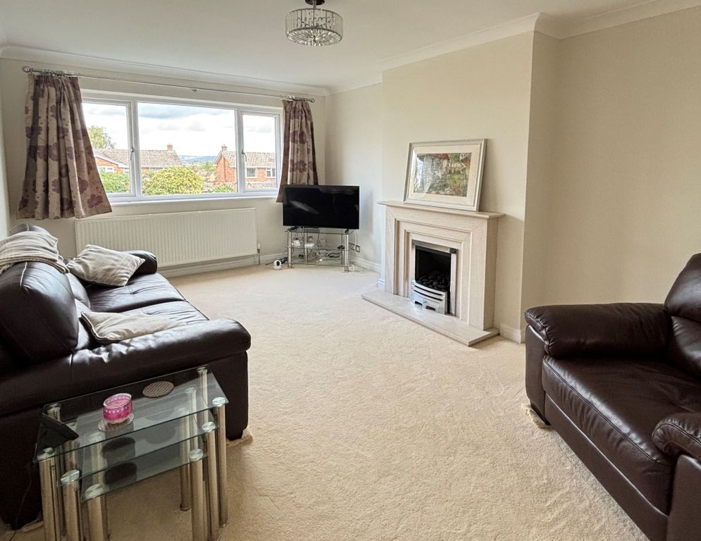 Property photo 3 of 21 Sitting Room 2