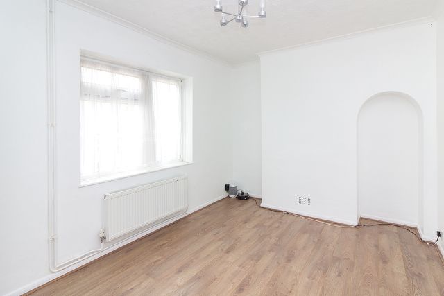 Property photo 3 of 12 Living Room