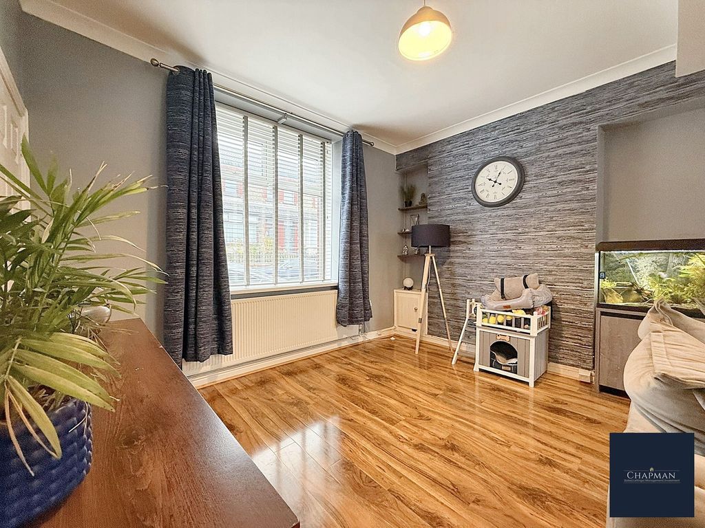 Property photo 3 of 19