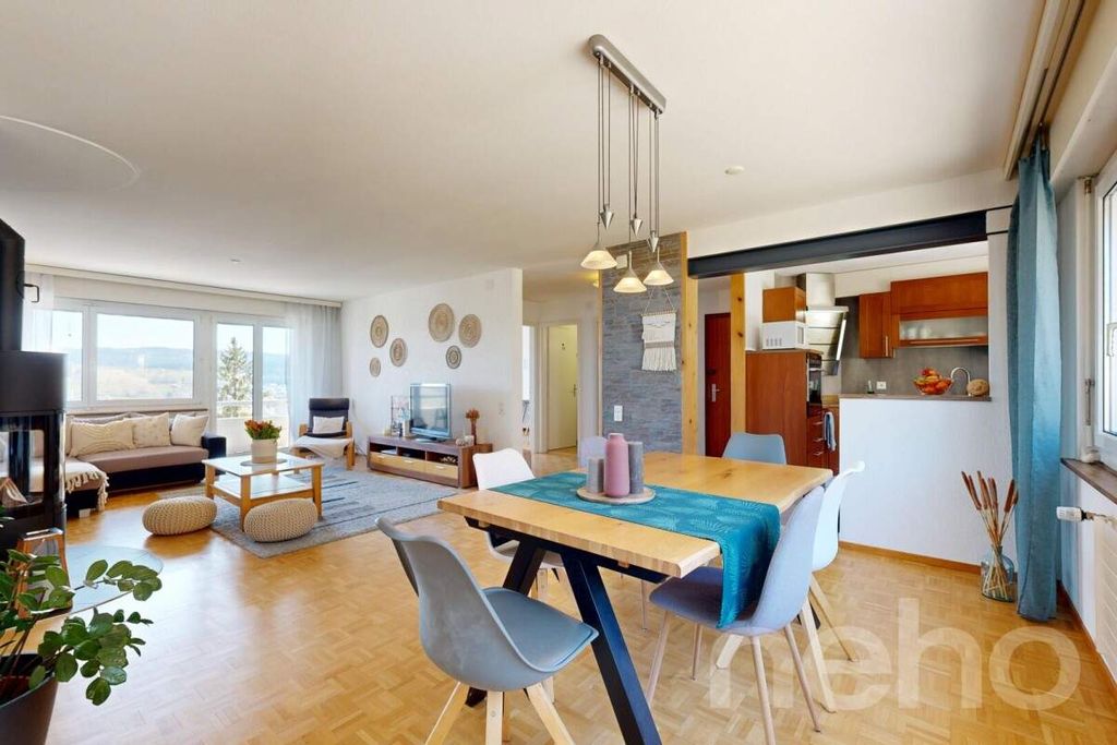 Property photo 3 of 13