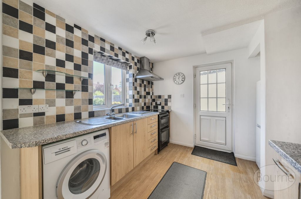 Property photo 3 of 10 F5A2822A-Ac31-405...