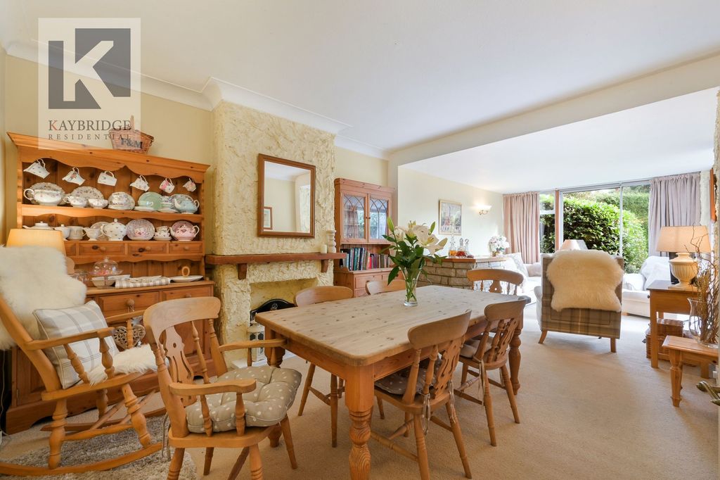 Property photo 3 of 14