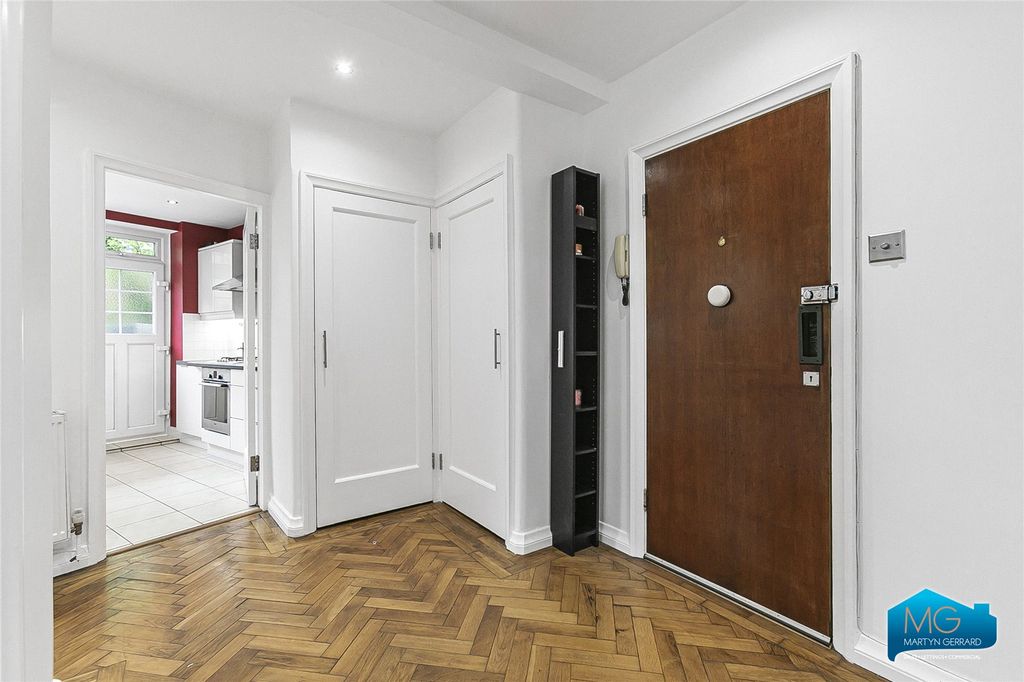 Property photo 2 of 19 Picture No. 07