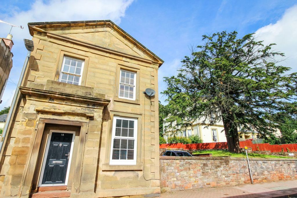 Property photo 1 of 7