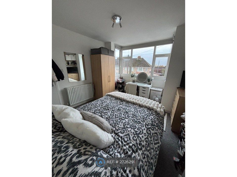 Property photo 1 of 24 Room c