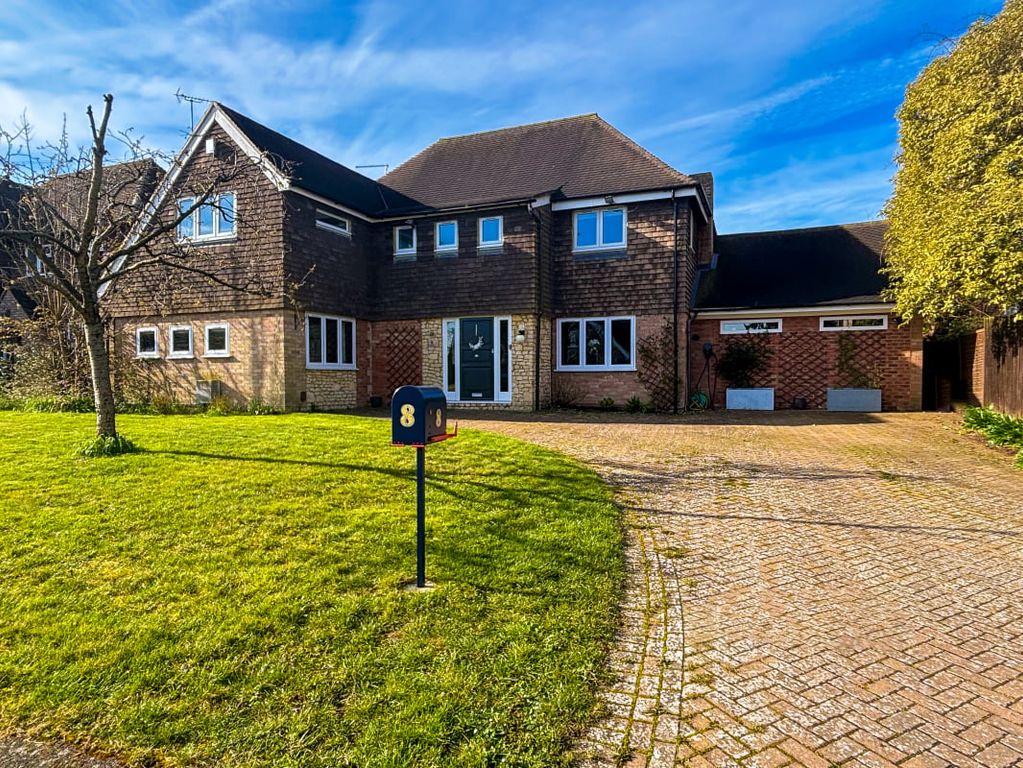 Property photo 1 of 18