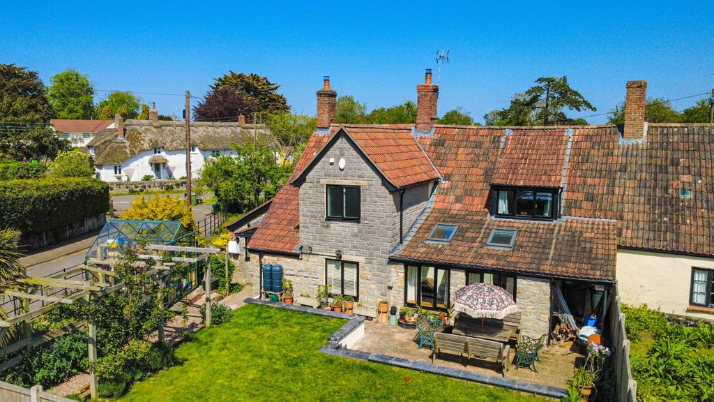 Property photo 1 of 30 5123993