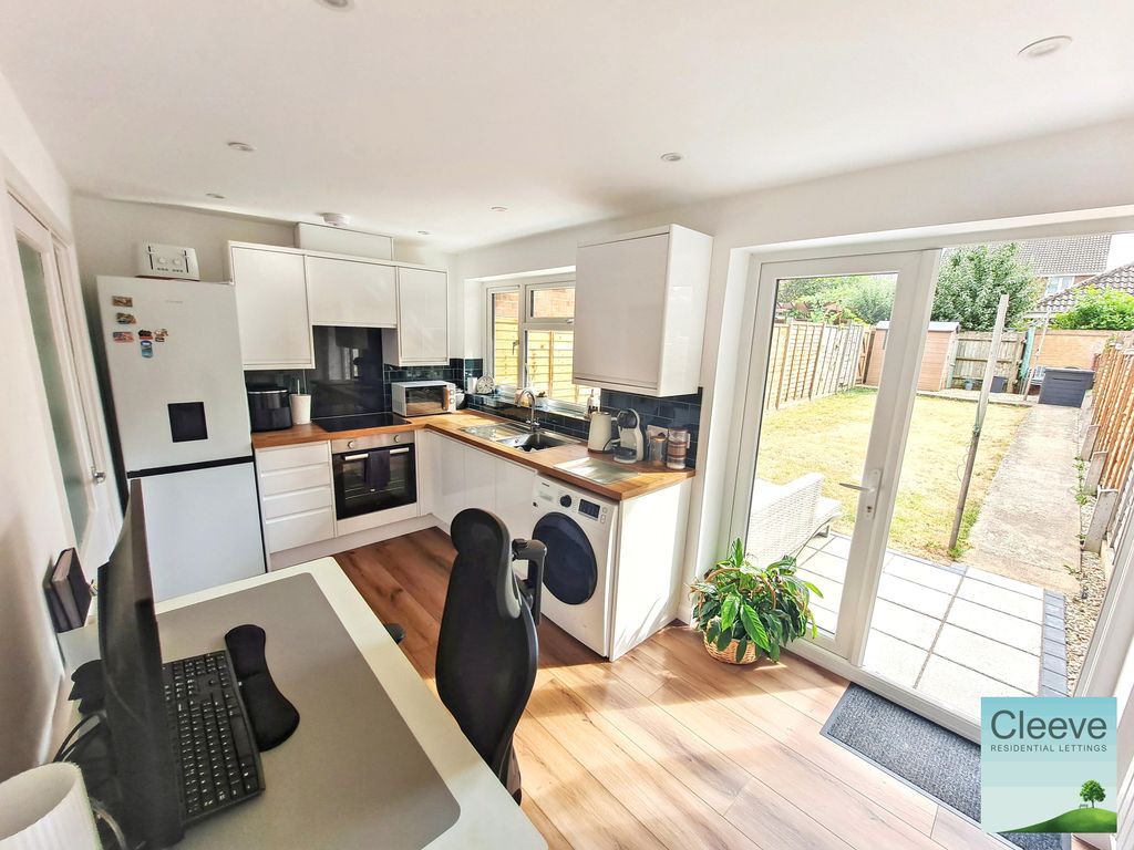 Property photo 2 of 9 1000169861
