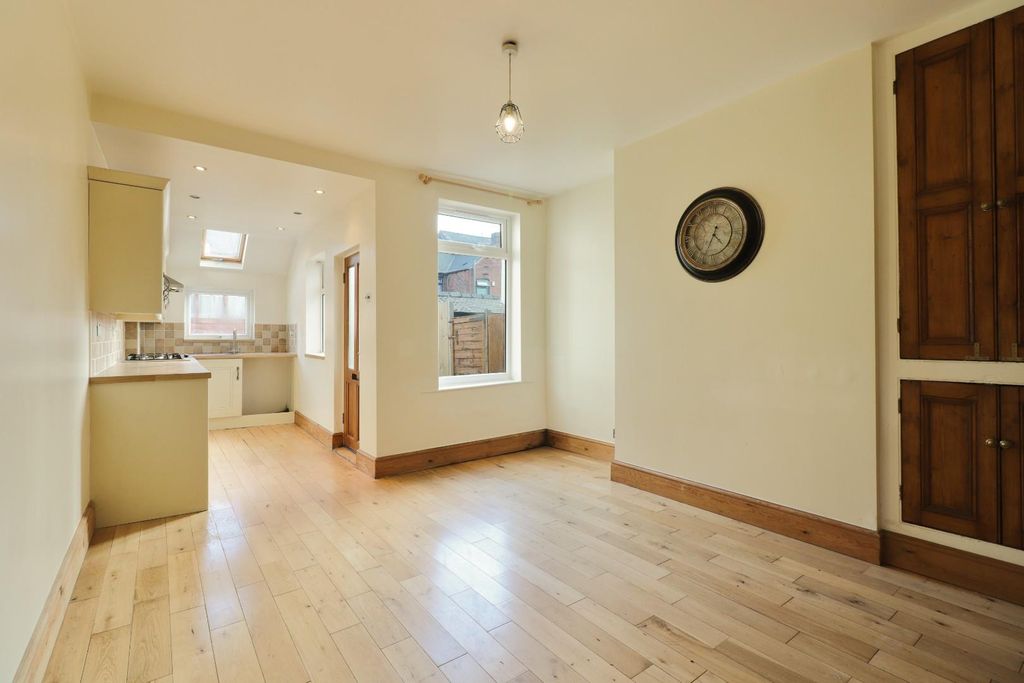 Property photo 2 of 26 Dining Room