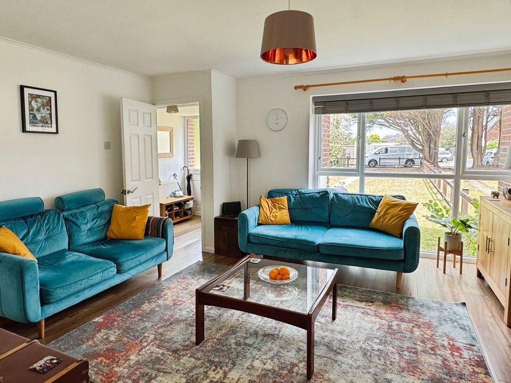 Property photo 2 of 18 Pbox-Img.Jpg