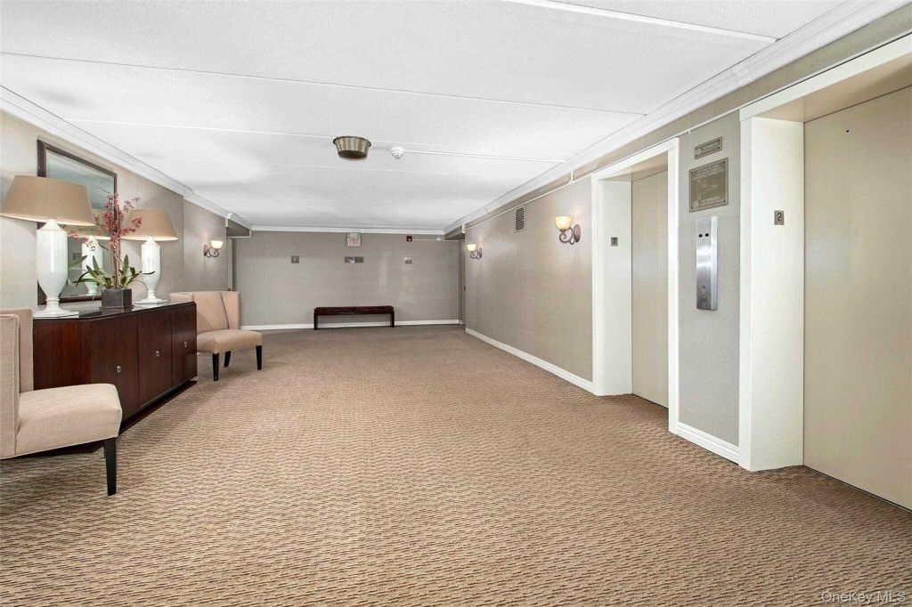 Property photo 3 of 17 <Alttext/>