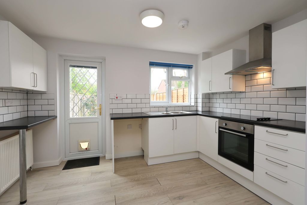 Property photo 3 of 9 Kitchen/Breakfast Room