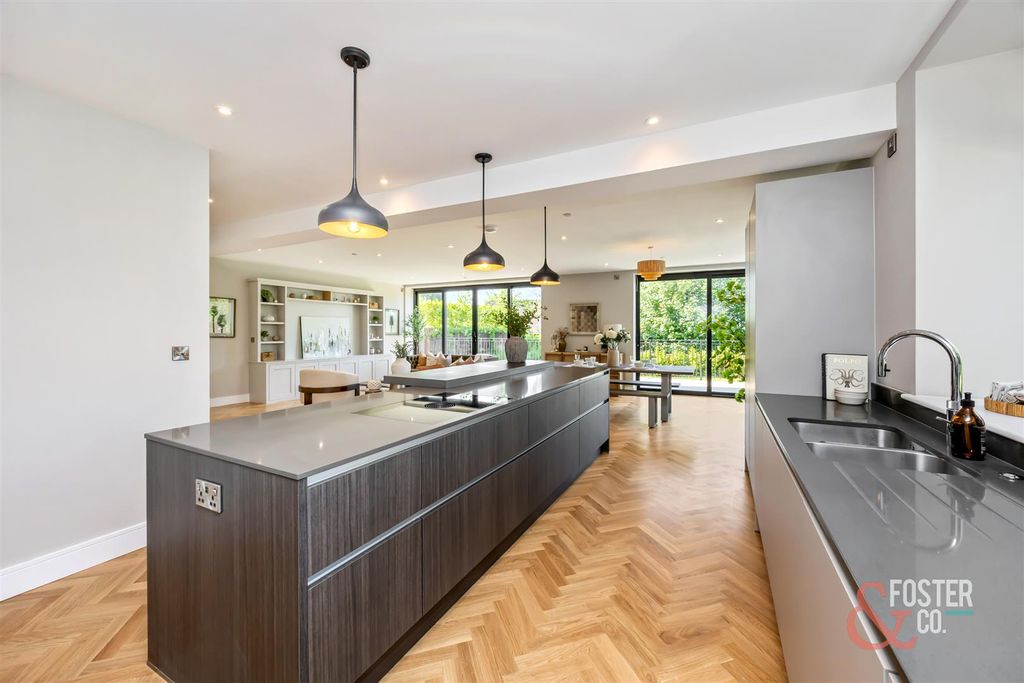 Withdean Road, Brighton BN1, New home, 5 bed detached house for sale, £ ...