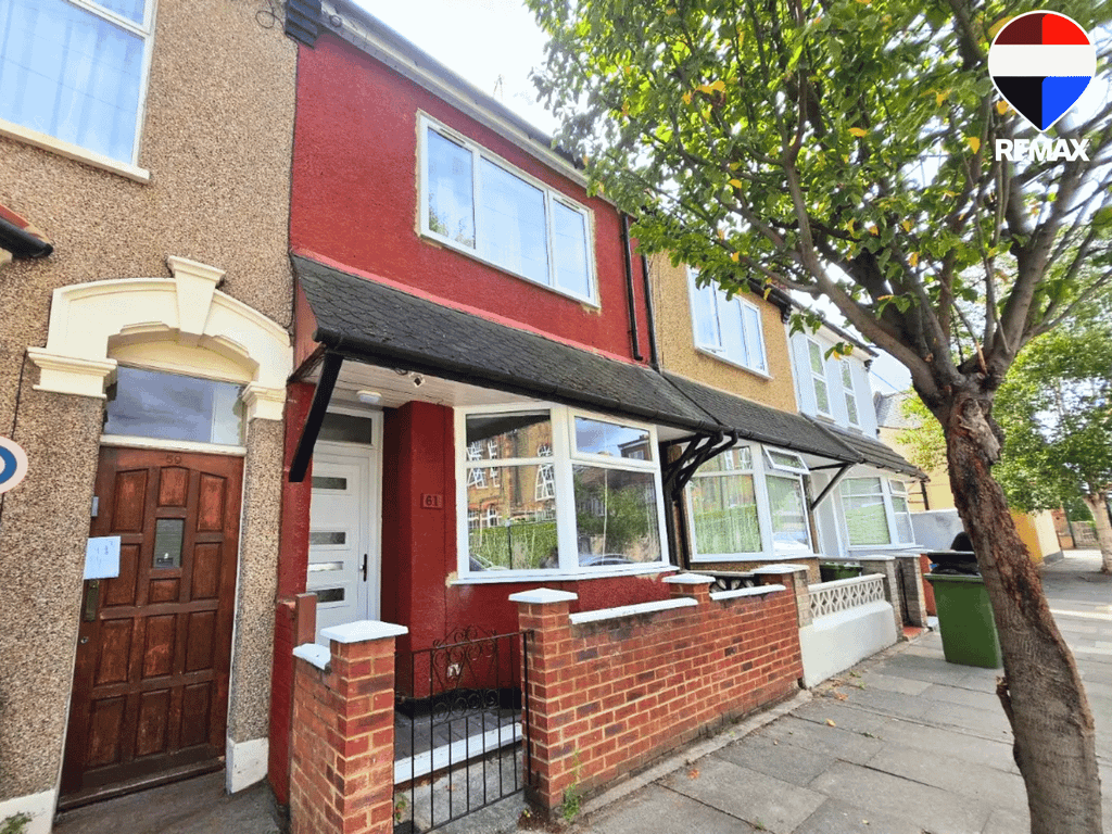 Property photo 1 of 17