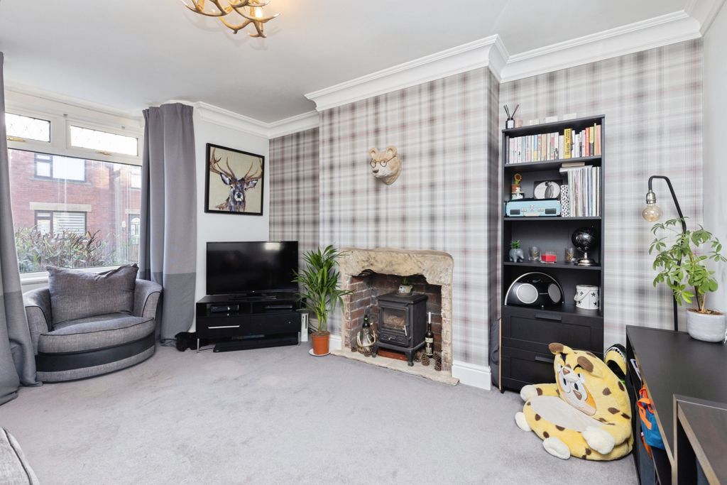 Property photo 2 of 18 -06