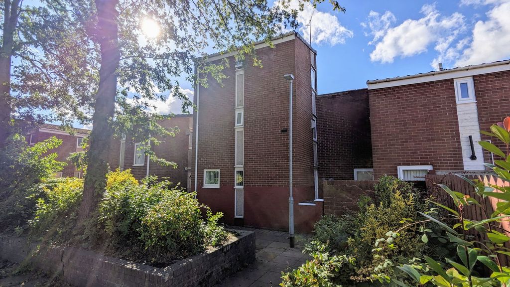Property photo 1 of 23
