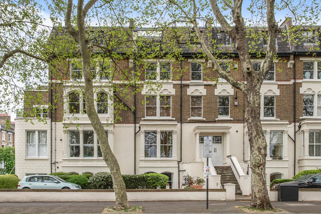 Property photo 1 of 13 Image