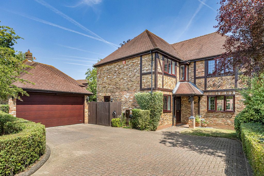 Property photo 1 of 30