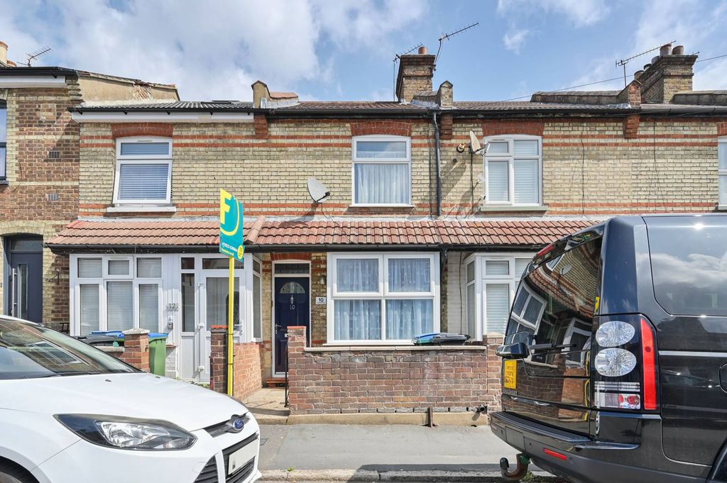 Property photo 1 of 17