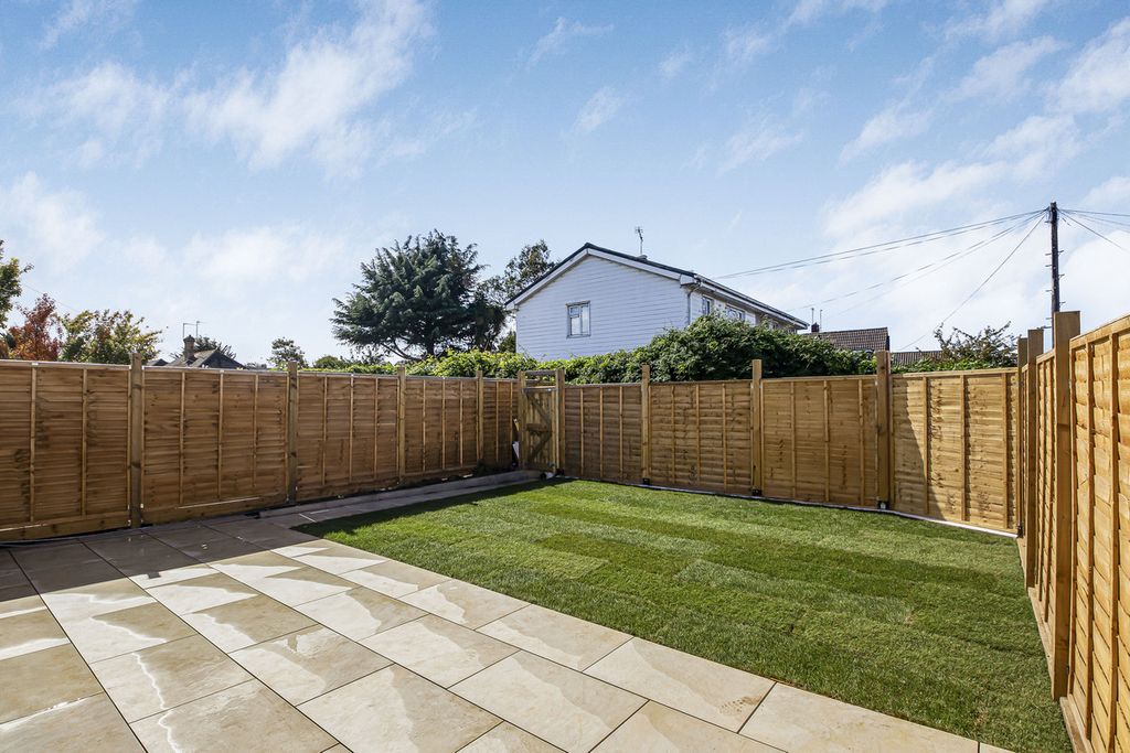 Property photo 3 of 19