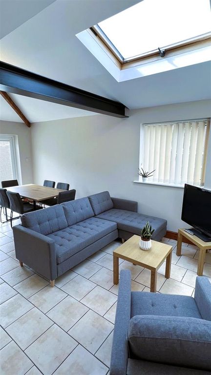 Property photo 3 of 24